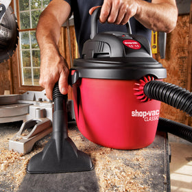 Shop-Vac 2036000 2.5-gallon capacity for multi-surface cleanups.