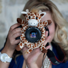 Shutter Huggers giraffe shutter hugger side view invites playful poses and natural expressions.