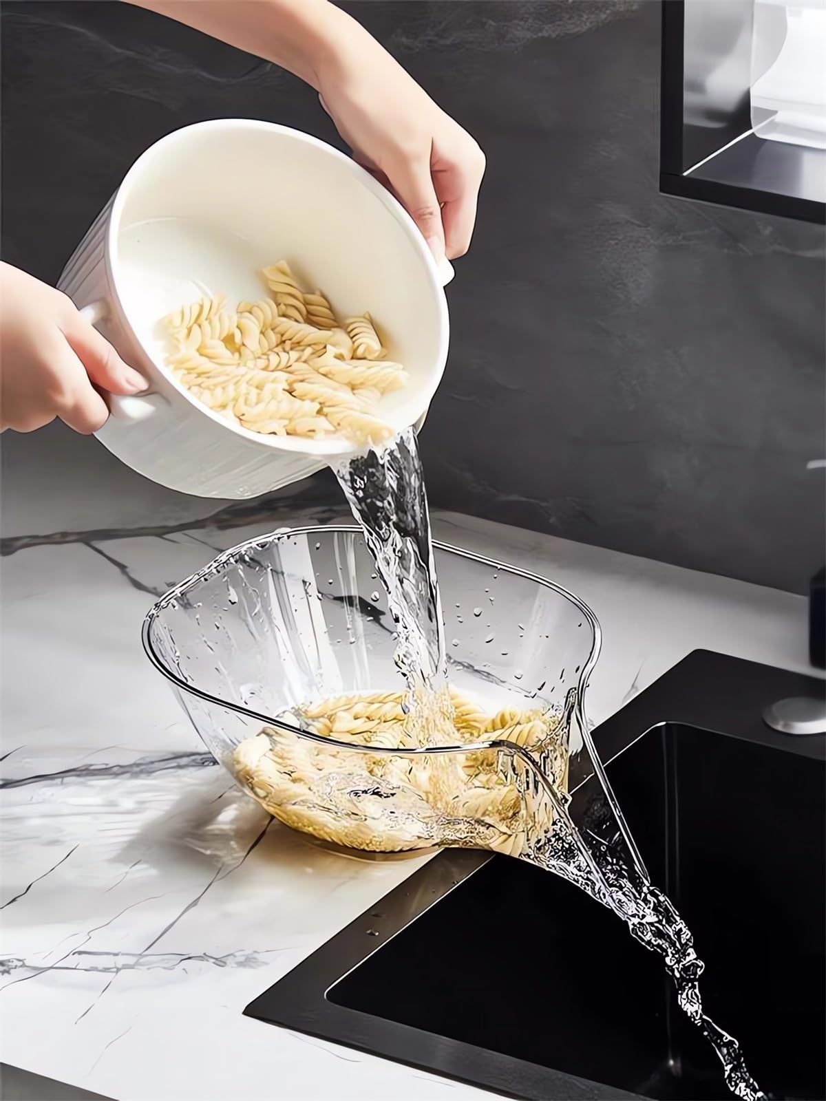 Sidmund drain basket BPA-free material ensures safe food handling.