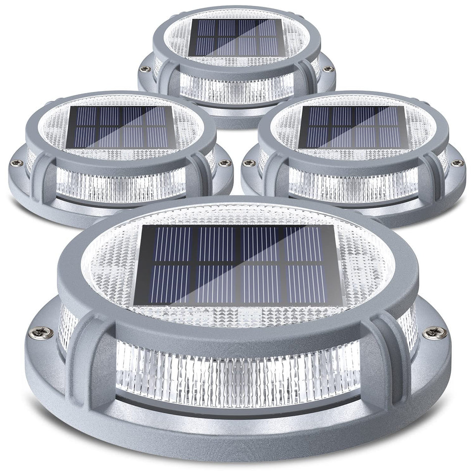 SIEDiNLAR solar deck light close-up with ambient glow from 16 LEDs