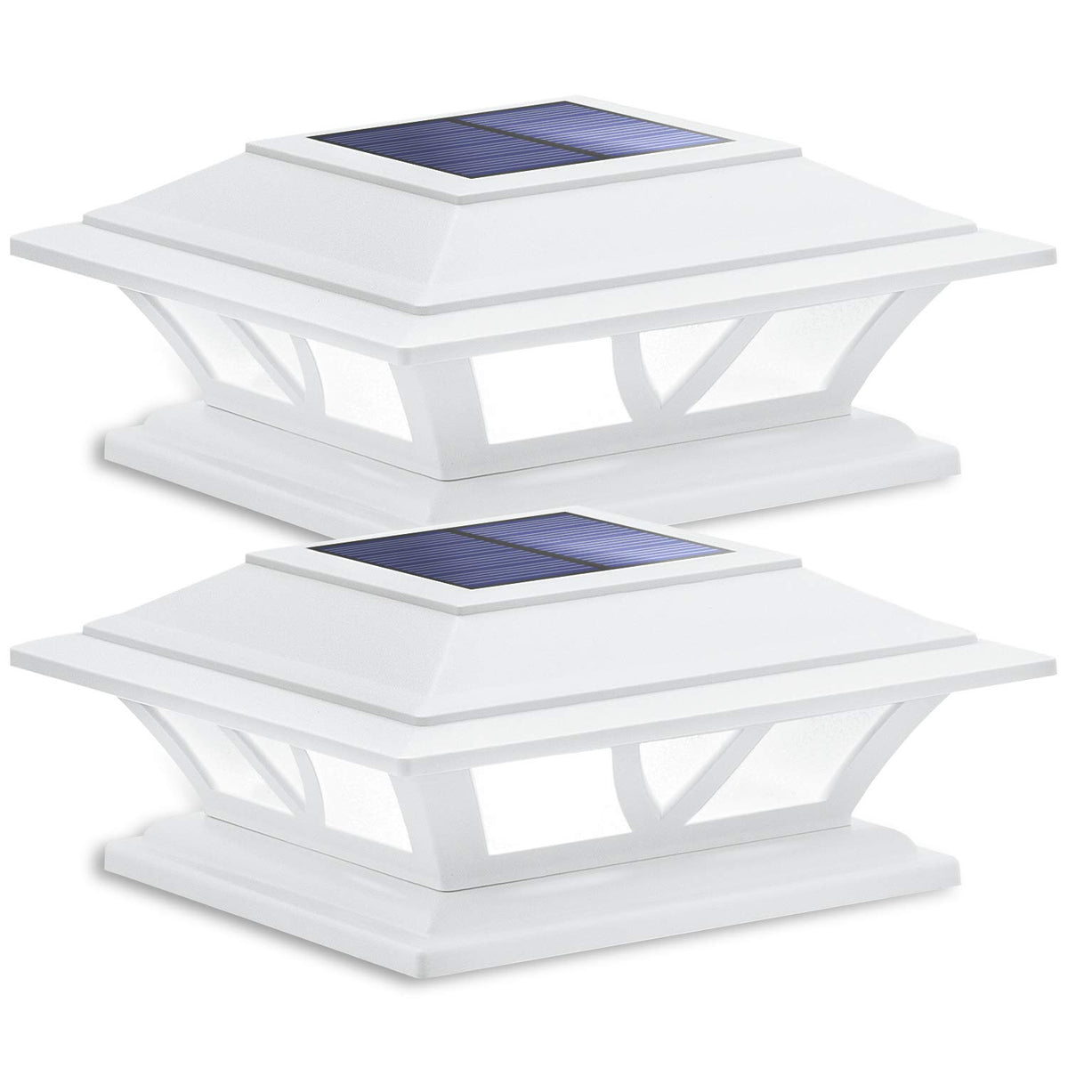 SIEDiNLAR solar post light provides warm white illumination on a 4x4 deck post.