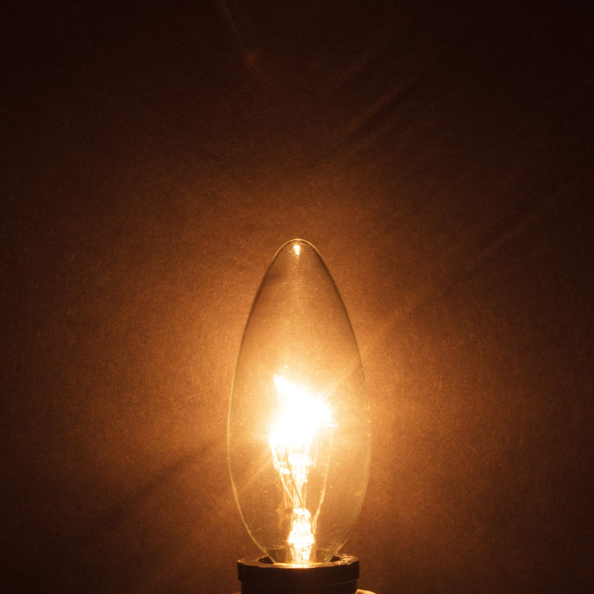 Simba Lighting dimmable candle bulb for adjustable mood lighting.