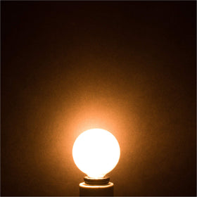 Simba Lighting vanity light bulb creating flattering reflections