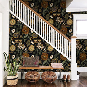 Simon&Siff boho wallpaper closeup shows detailed floral pattern for vibrant room accents.