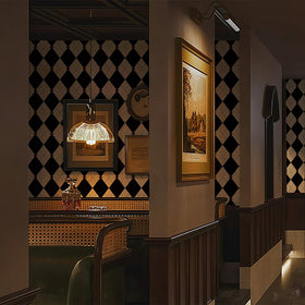 Simon&Siff retro plaid wallpaper brightens bedroom with refined low-key charm