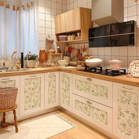 Simon&Siff kitchen-drawer liner use to protect and refresh surfaces.