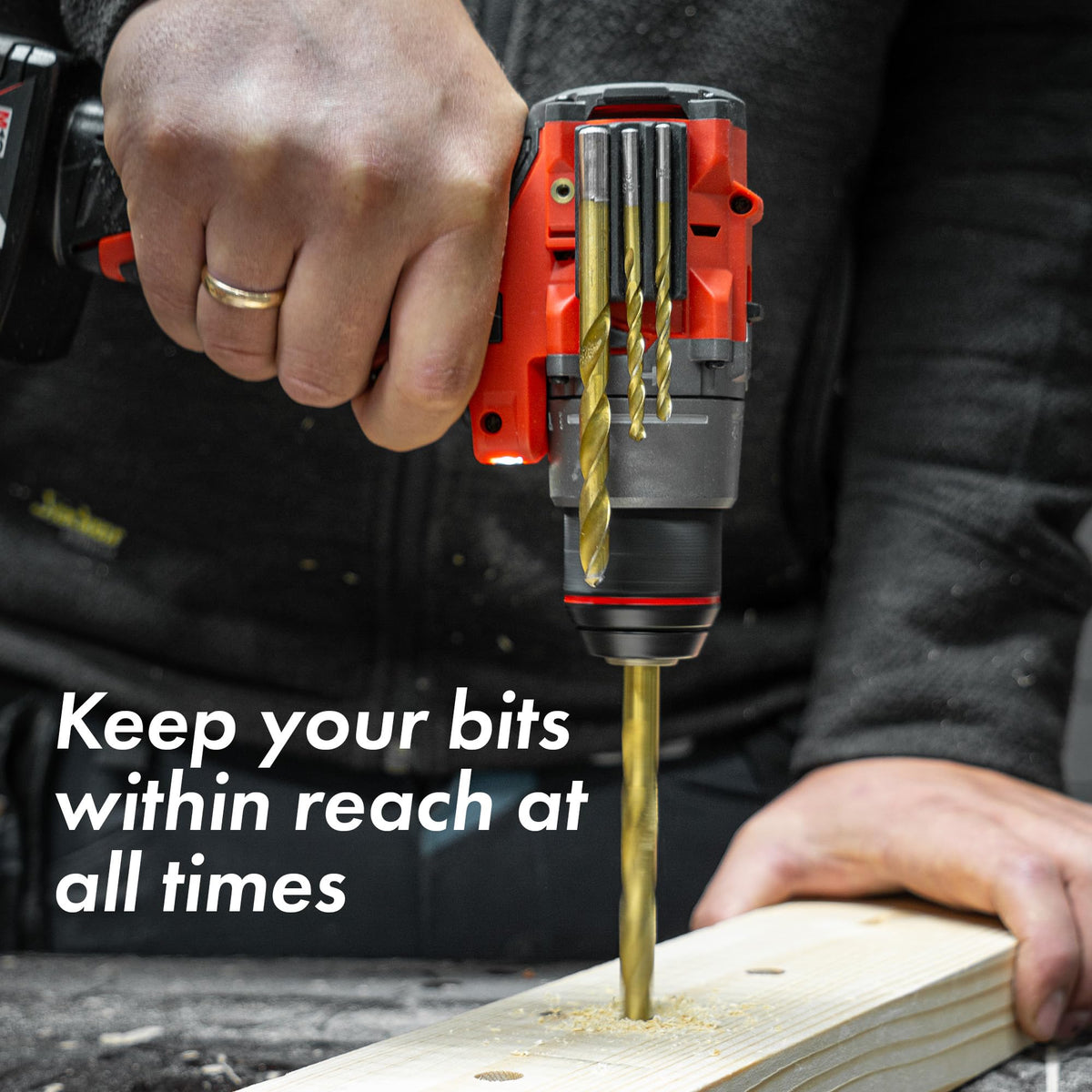 Simon Tools high-grade neodymium magnets hold bits securely during tasks.