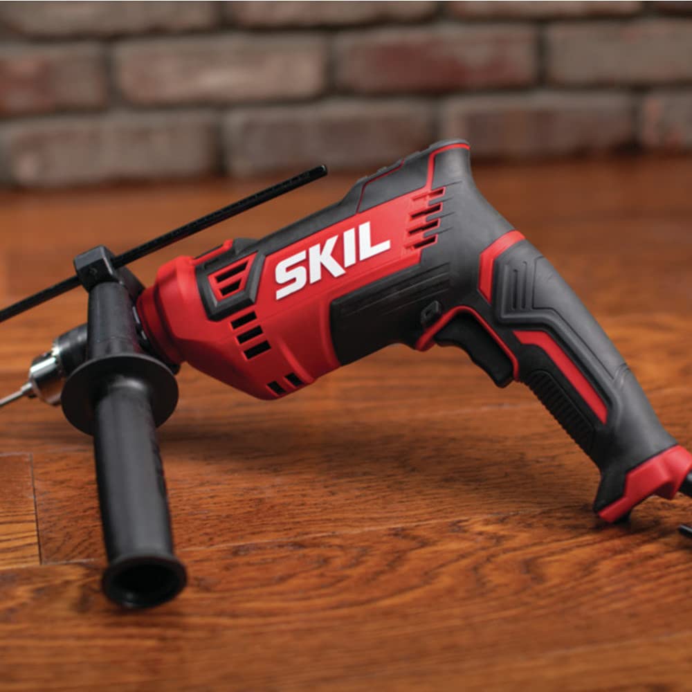 Skil HD182002 half inch keyed chuck handles larger bits for tough jobs