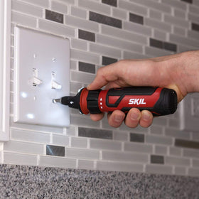 SKIL SD561204 includes USB charging and lithium-ion battery for on-the-go use