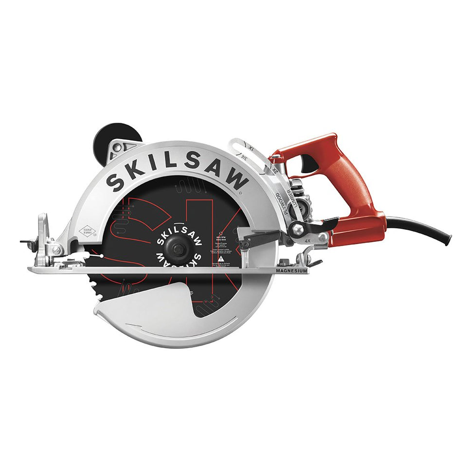 Skil SPT70WM-01 blade-in-action delivering clean, precise cuts.