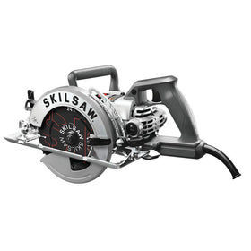 Skilsaw SPT77W-01 integrated saw hook aids safe rafter placement.