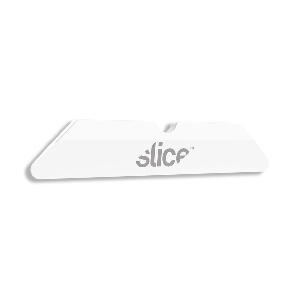Slice 10404 ceramic blade close-up showing a sharp edge for precise cuts
