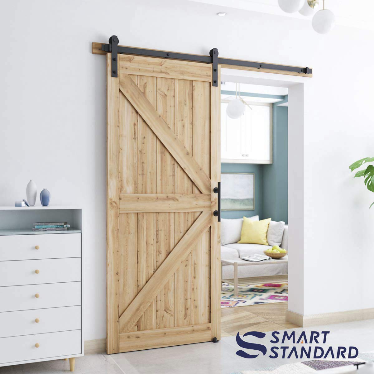 SMARTSTANDARD floor guide keeps the door aligned for quiet operation