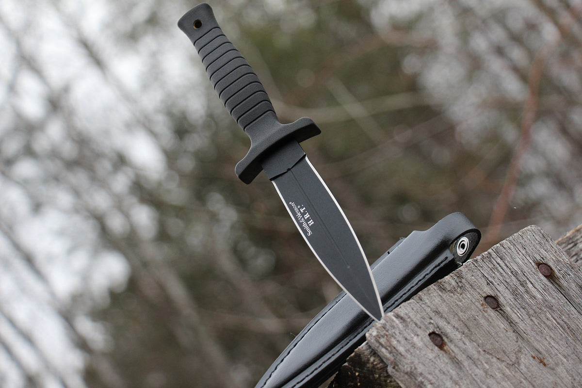 Smith & Wesson SWHRT9B in outdoor use demonstrates field readiness for tasks
