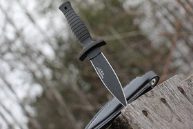 Smith & Wesson SWHRT9B in outdoor use demonstrates field readiness for tasks