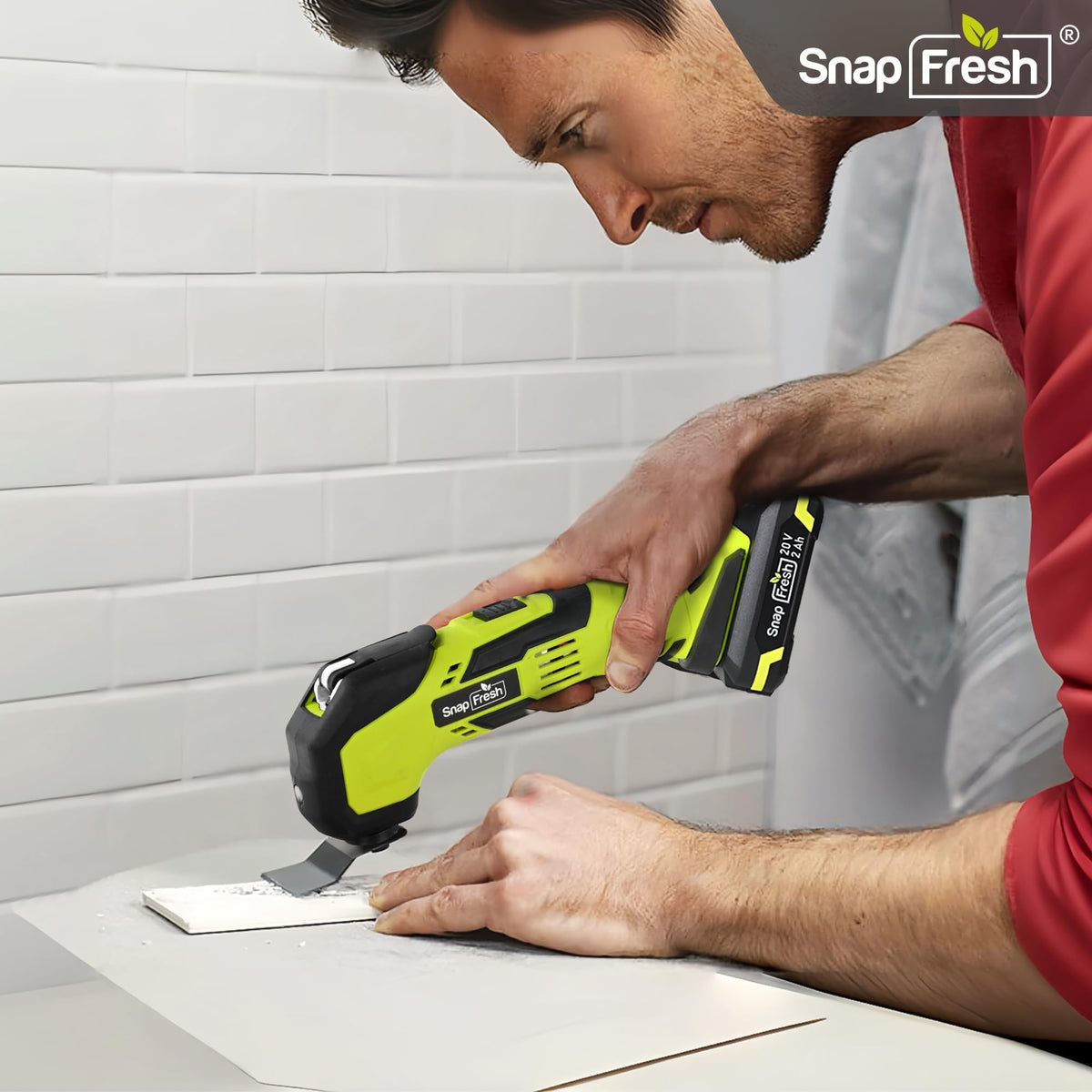 SnapFresh 2Ah battery in hand demonstrates enhanced runtime and portability.
