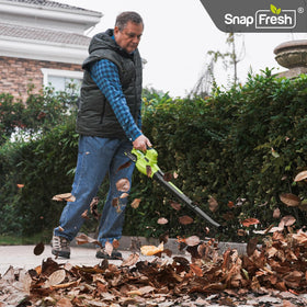 SnapFresh fast-charging indicator shows rapid recharge with compatible chargers.