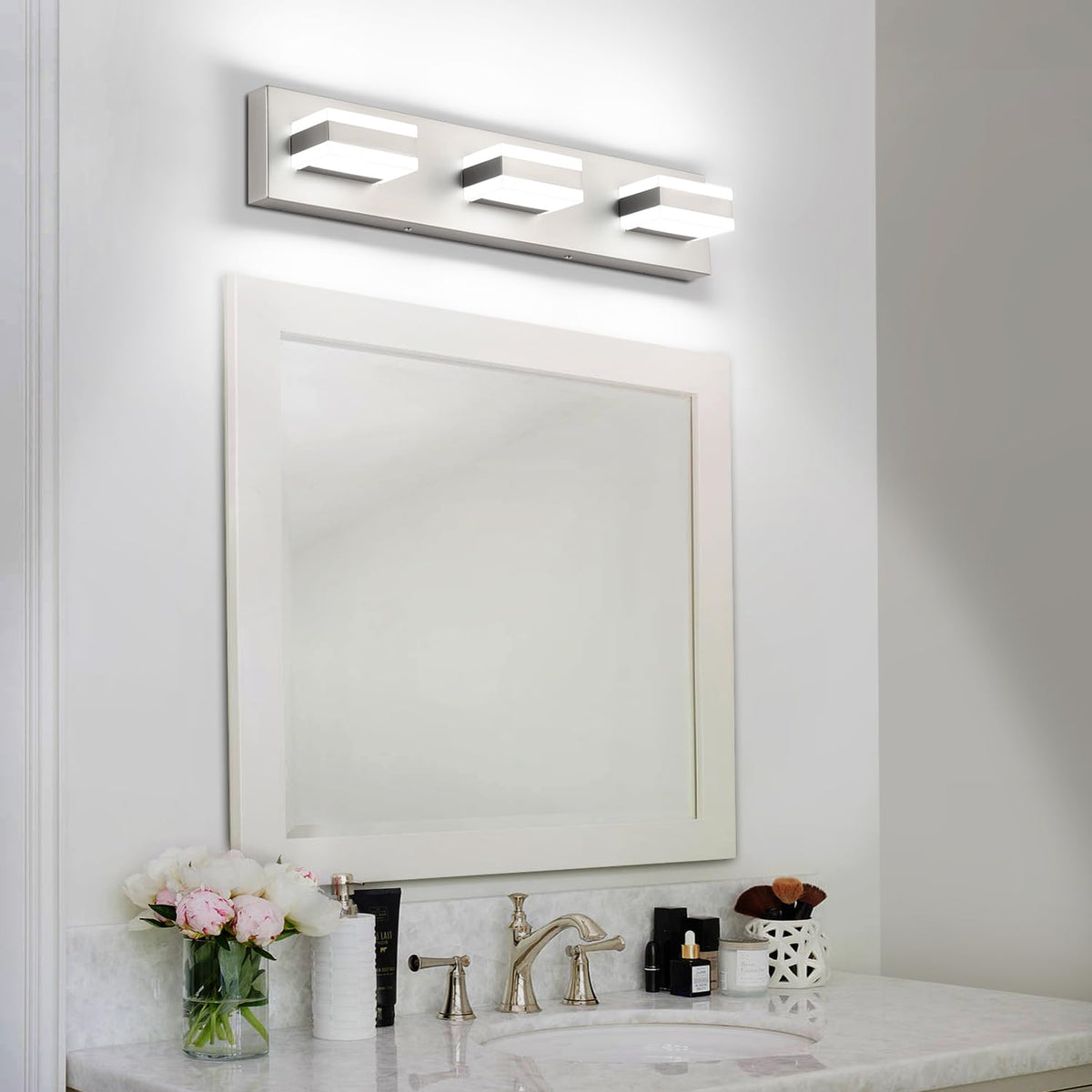 SOLFART brushed nickel bathroom light with durable aluminum frame resists moisture.