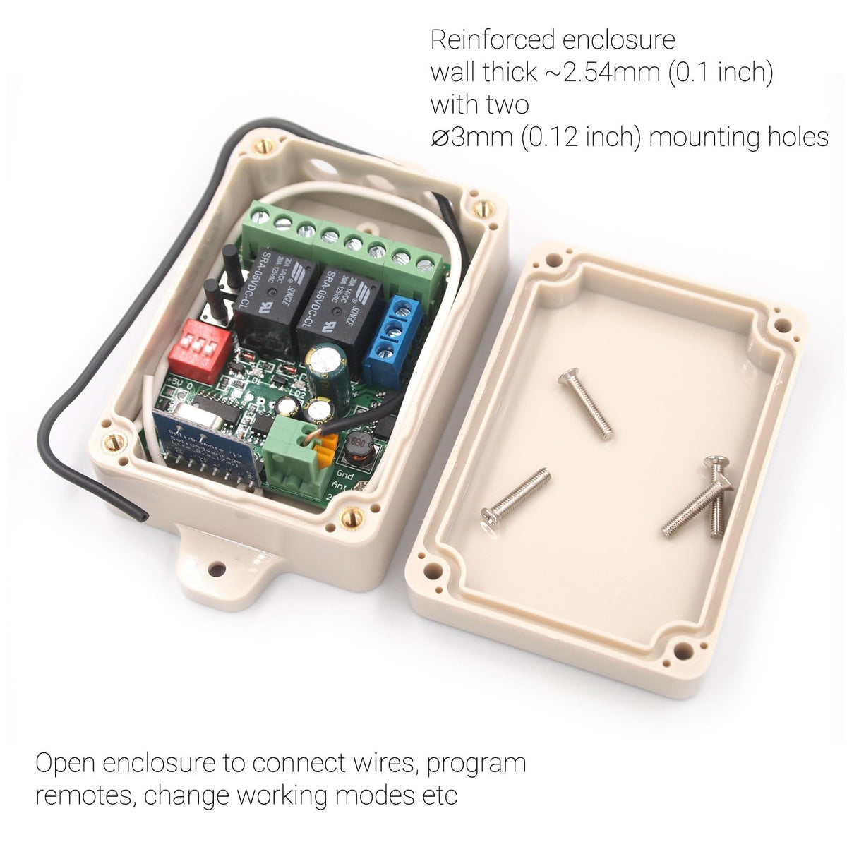 Solidremote outdoor IP55 enclosure protects the receiver from rain and dust.