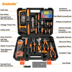 SOLUDE hammer and pliers ready for versatile quick fixes and assembly tasks