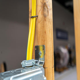 Southwire Romex SIMpull 14/3 blue cable rated for 600V applications.