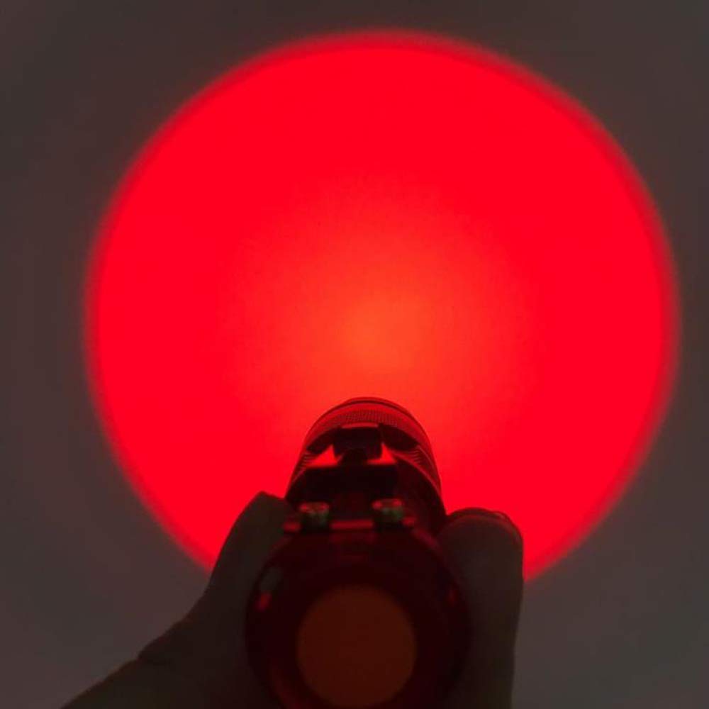 Souyos red hunting light showing clip-on design for easy carry