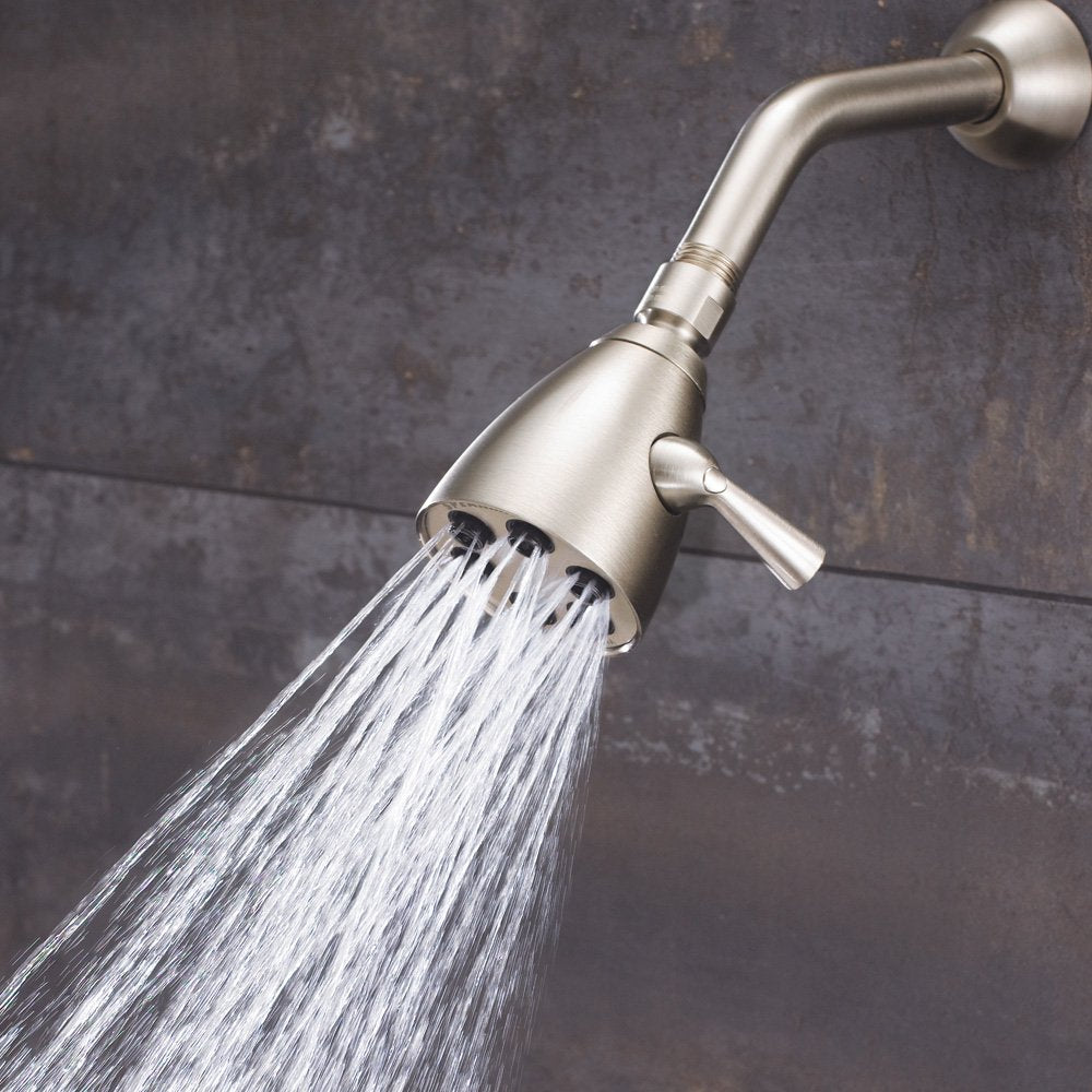 Self-cleaning plungers on Speakman Icon 6-Jet combat mineral buildup effectively.