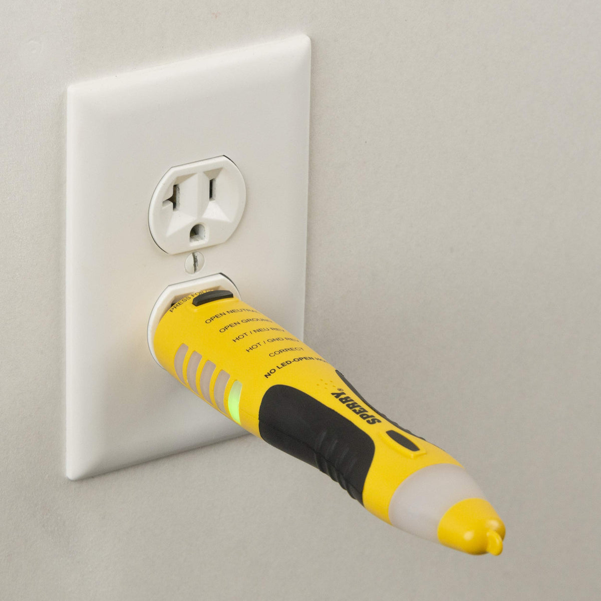 Sperry VD7504GFI reads 50–1000 V AC for diverse electrical systems.