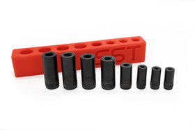 Tight spaces are accessible thanks to compact design.