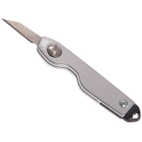 Stanley 0-10-598 folded safely inside the handle for storage