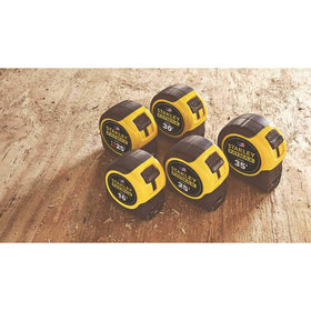 Stanley FatMax 33-730 tape measure case fits in a tool belt.