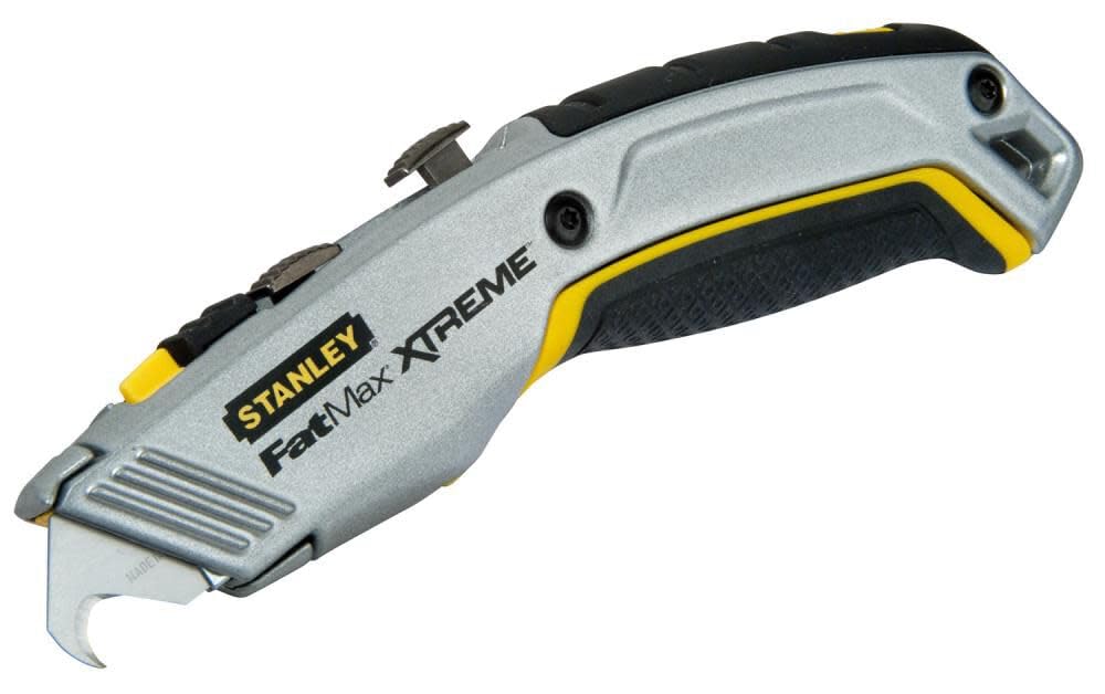 STANLEY Twin Blade Knife onboard blade storage keeps blades handy.