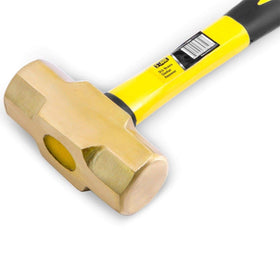 Stark USA ergonomic rubber grip provides secure handling during extended use.