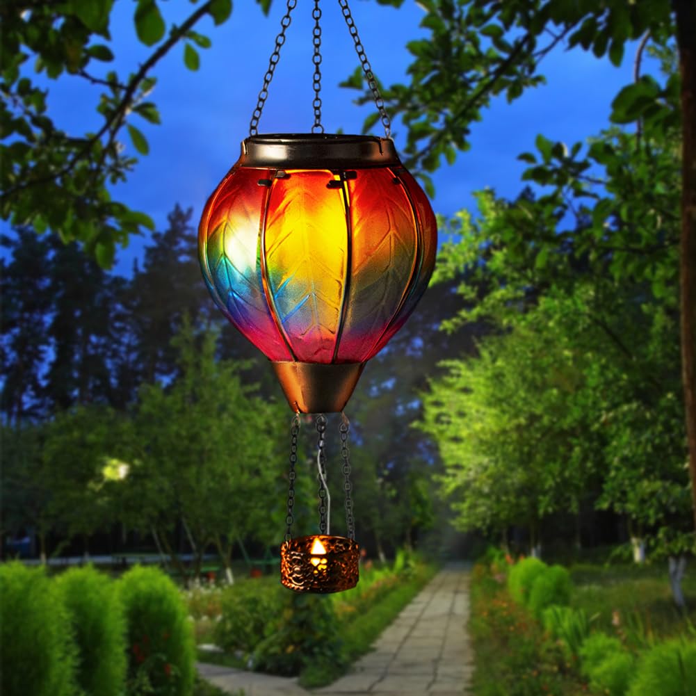 Starsoul solar panel lantern with 600mAh battery recharges by day.