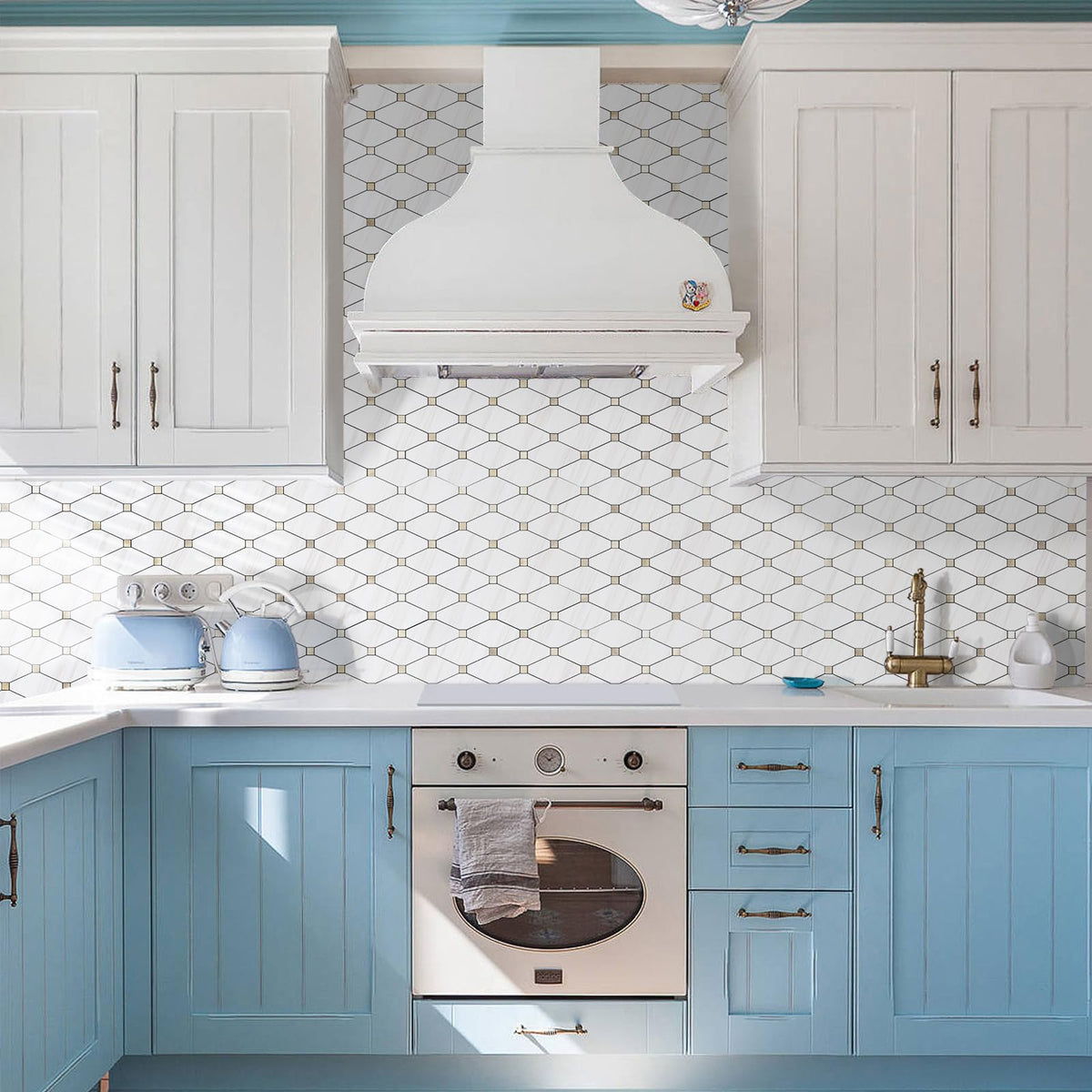StickGOO peel and stick kitchen backsplash for quick DIY refresh