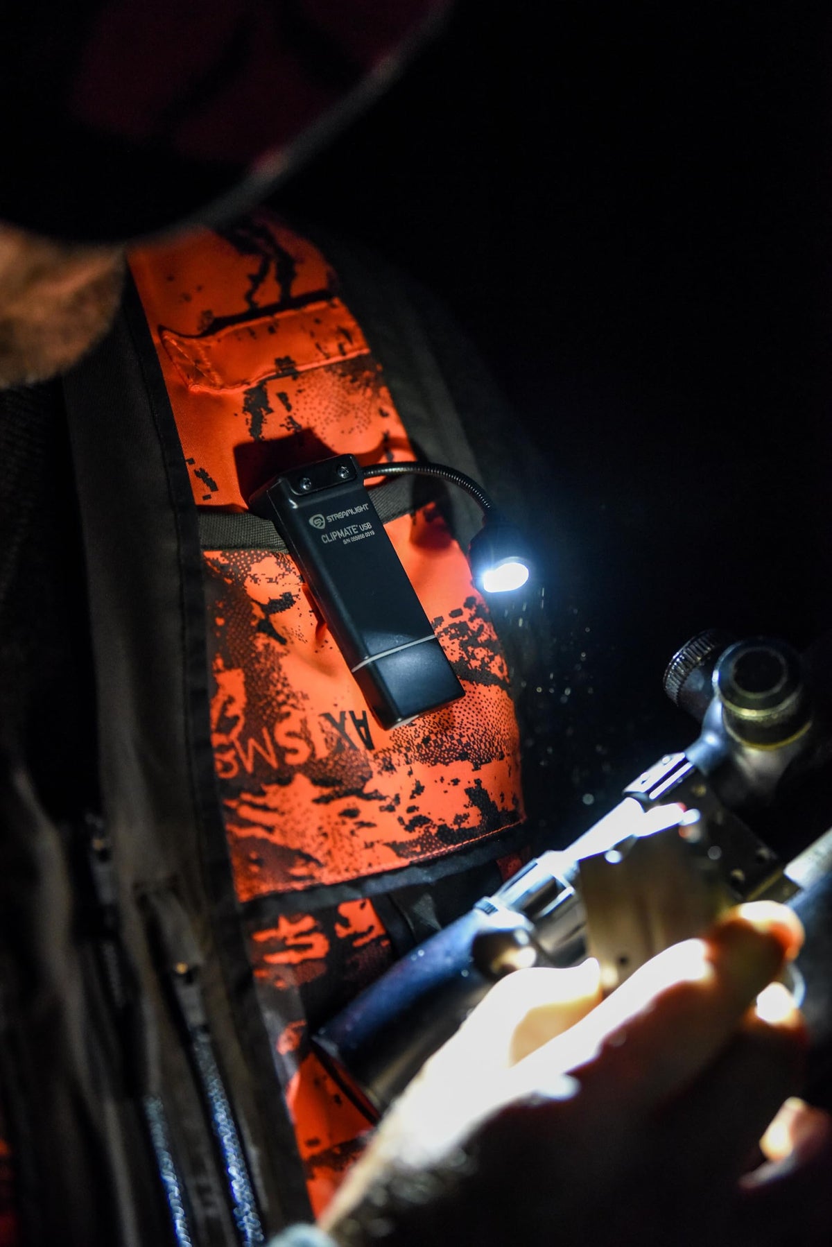Compact, lightweight Streamlight ClipMate fits in pockets or pouches