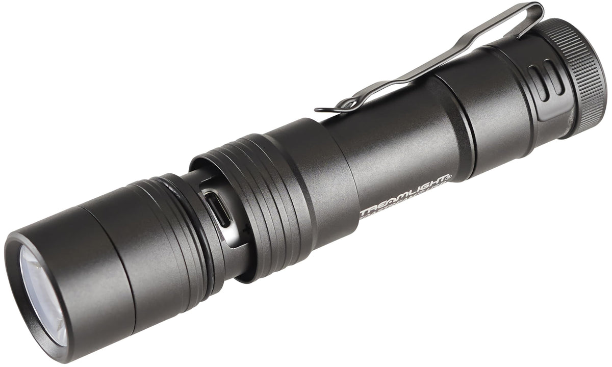 Streamlight MegaStream USB-C charging port with indicator for easy recharging.