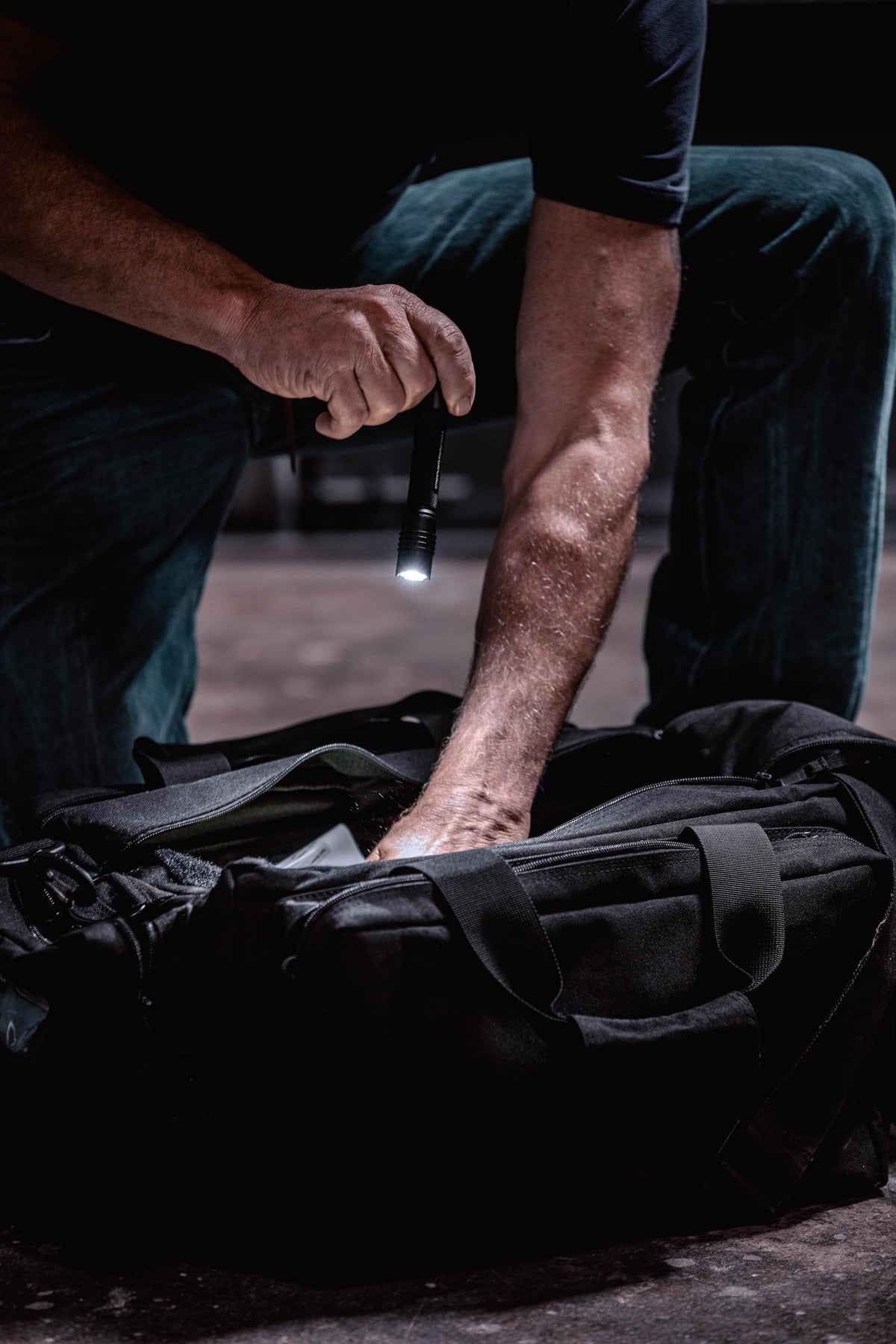 Streamlight ProTac 2AA-X machined aluminum body showcases rugged durability in demanding environments.