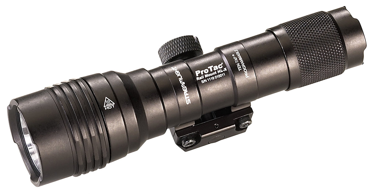 Streamlight ProTac HL-X remote pressure switch enables flexible activation along the rail.