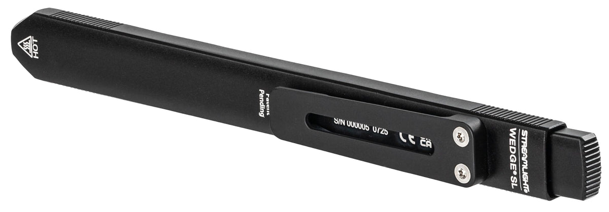Streamlight Wedge SL tail switch enables one-handed control.
