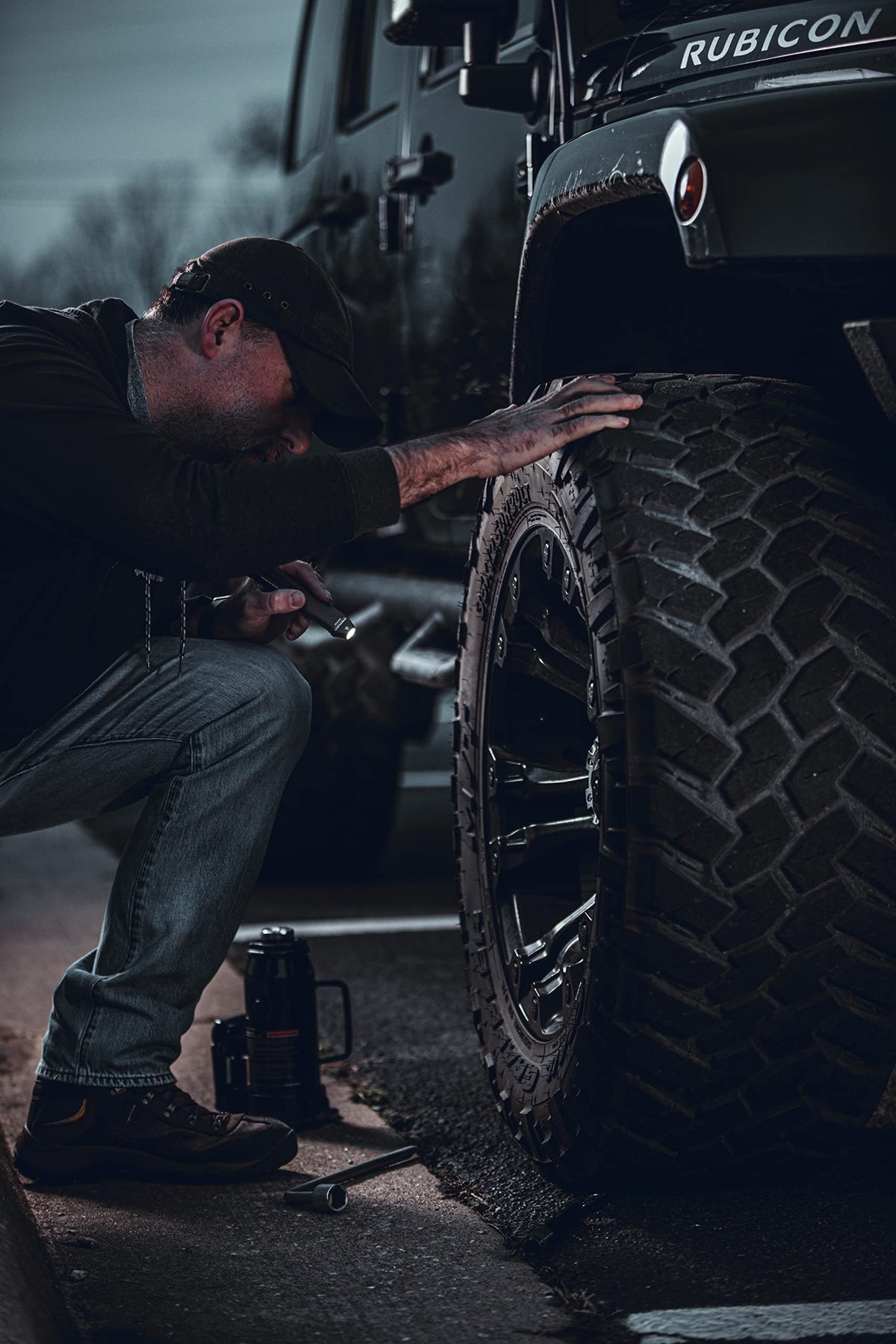 Streamlight Wedge THRO 1000-lumen burst for bright, focused tasks