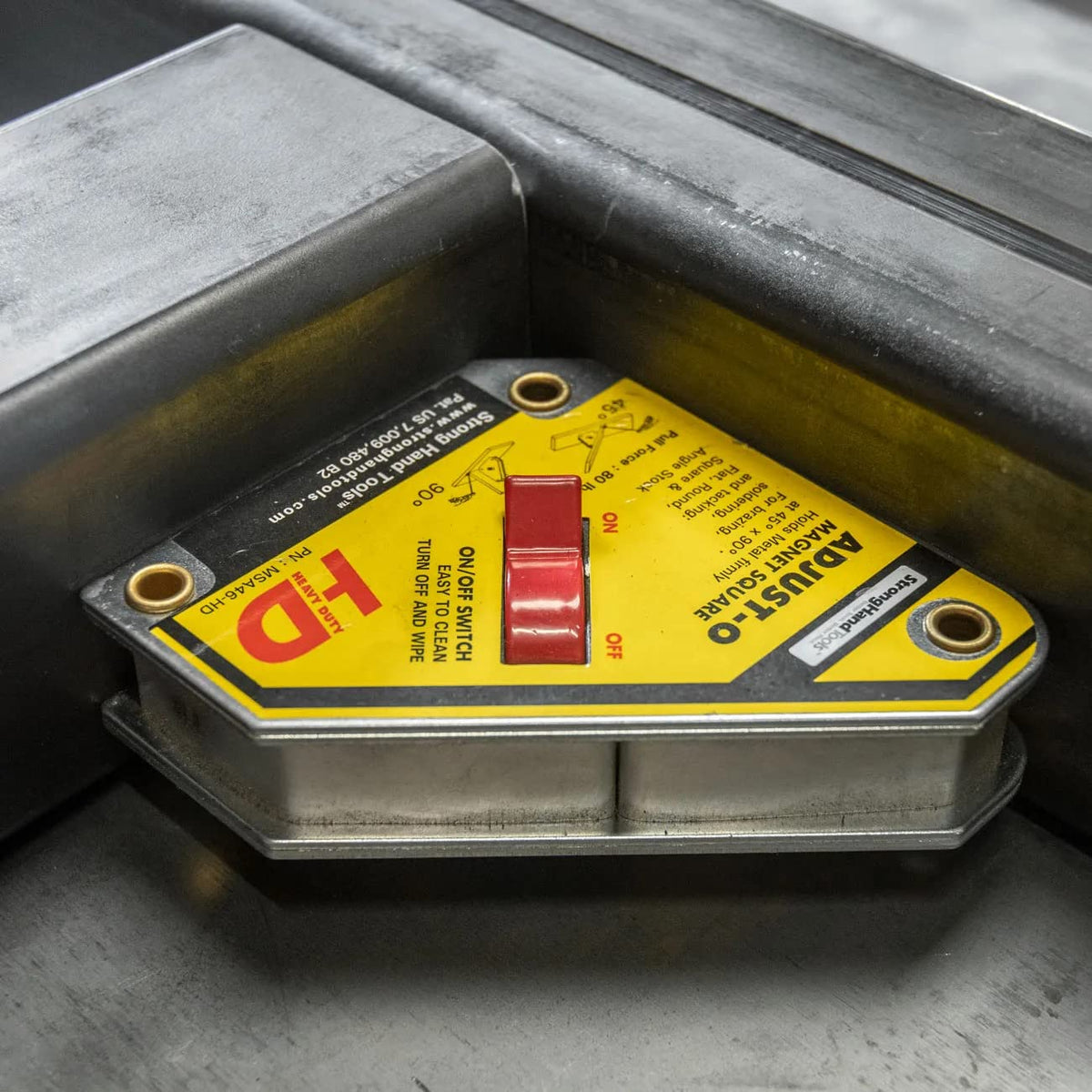 Strong Hand Tools MSA46-HD Adjust-O magnet square holds at 90 degrees
