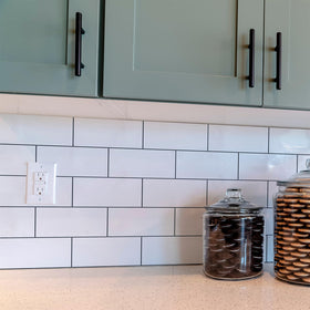 StyloVue easy-clean surface for daily maintenance.