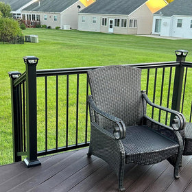 Sumaote deck lighting adds warm visual appeal to porch and railing