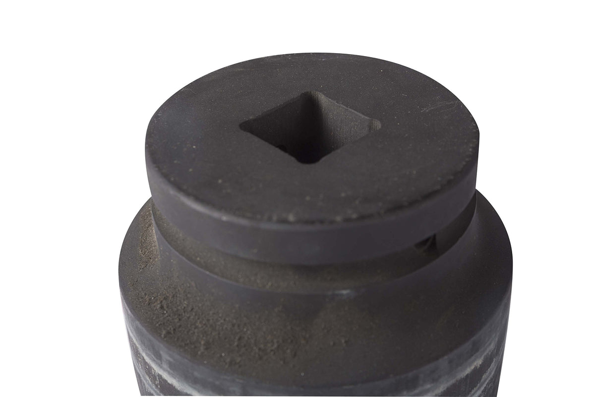 Sunex Tools 233MD 1/2-inch drive shows grip on rusted bolts.