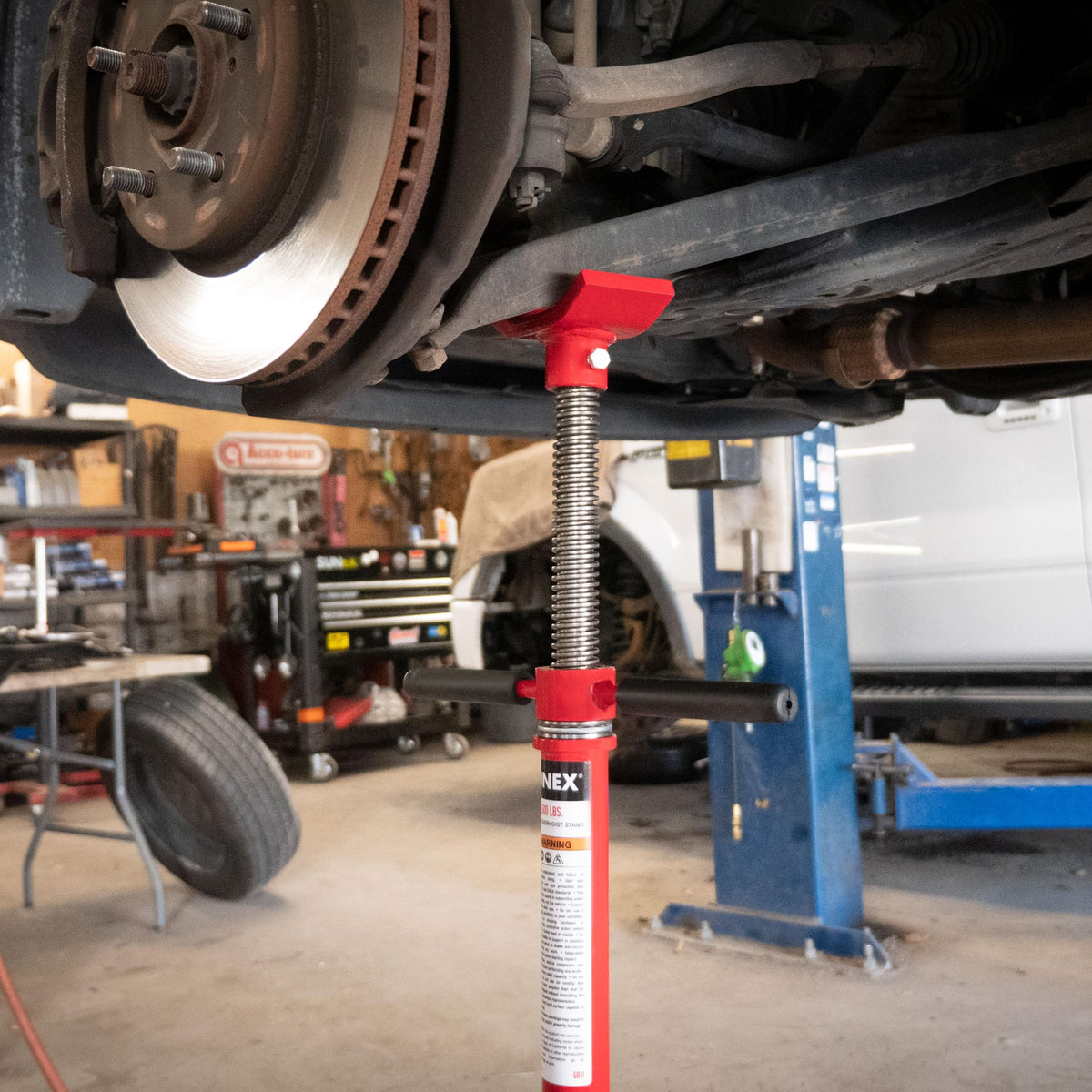 Sunex Tools 6811 12-inch base footprint offers solid support.
