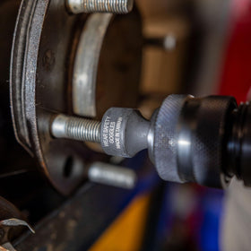 Sunex Tools ACS4 ball joint wedge ready for alignment tasks.