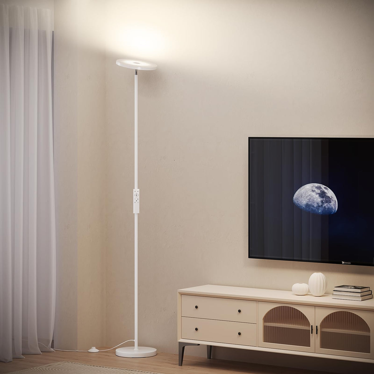 SUNMORY lamp offers 3000K to 6000K color temperature range for flexible mood lighting