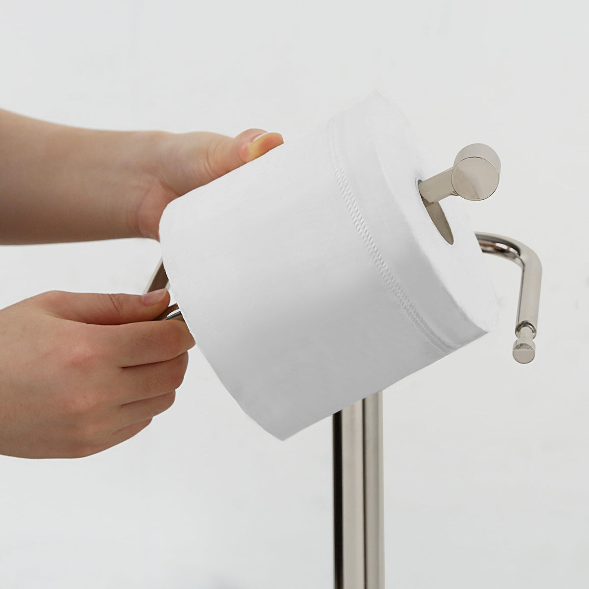 SunnyPoint weighted base keeps the stand upright and secure