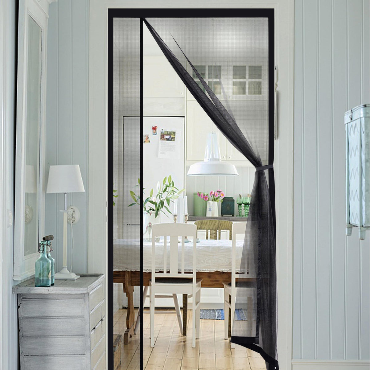 Sunolga breeze-through visibility with a secure door seal